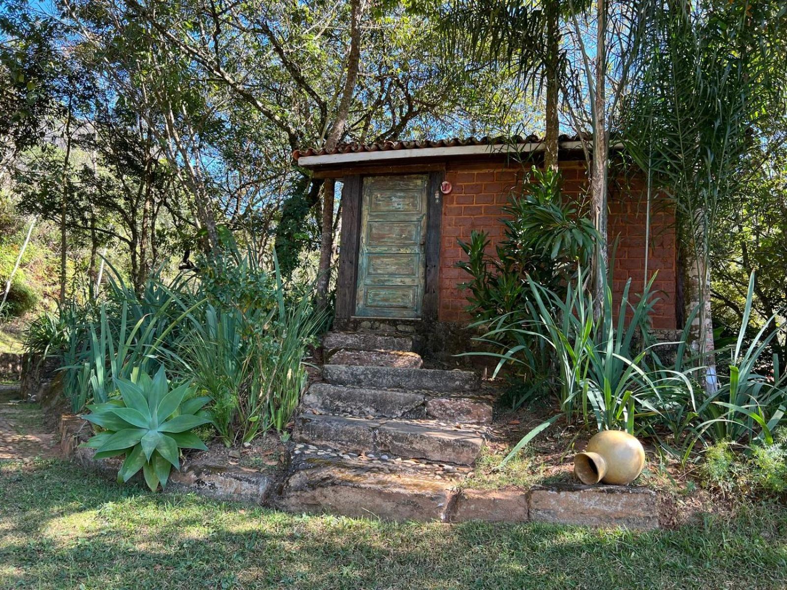 טיראדנטס Pousada Candonga Da Serra מראה חיצוני תמונה